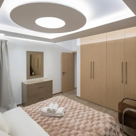 Lap Of Luxury * Λεμεσός